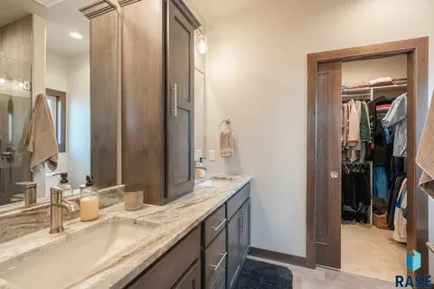 113 N Sunshine Ave, Brandon, SD 57005 photo 13