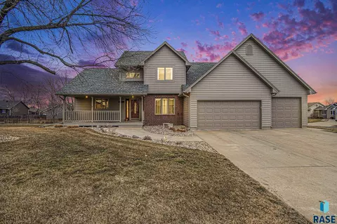 7000 W Selkirk St, Sioux Falls, SD 57106