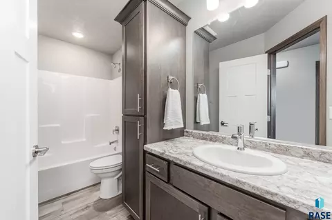 1332 N Kenley Pl, Tea, SD 57064 photo 22