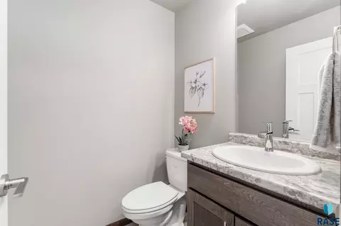 1332 N Kenley Pl, Tea, SD 57064 photo 11