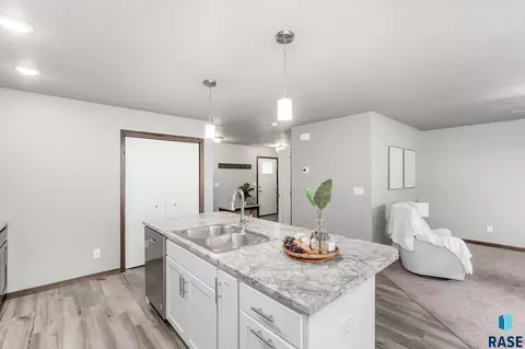 1332 N Kenley Pl, Tea, SD 57064 photo 10
