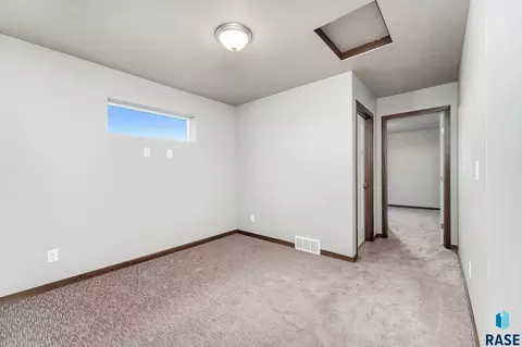 1332 N Kenley Pl, Tea, SD 57064 photo 19