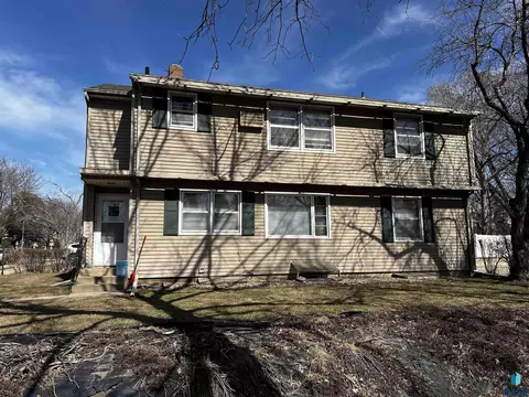 Undisclosed, Sioux Falls, SD 57105 photo 1