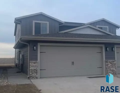 9513 W Dolores Dr, Sioux Falls, SD 57106