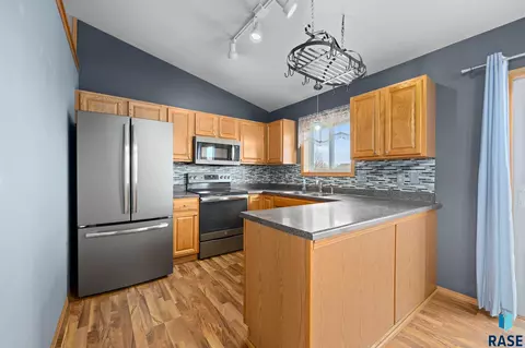 5912 S Kerry Ave, Sioux Falls, SD 57106 photo 6