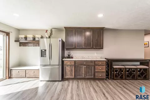 Kitchen - 525 David Ave, Baltic, SD 57003 photo 5 of 5
