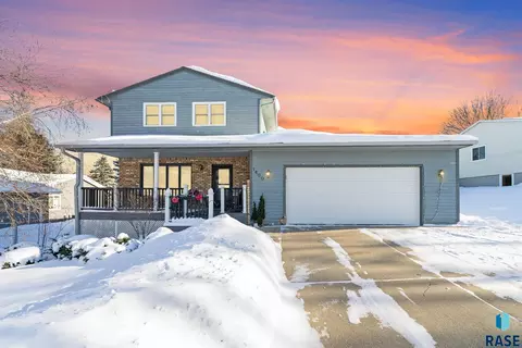 1400 S Severn Ln, Sioux Falls, SD 57106