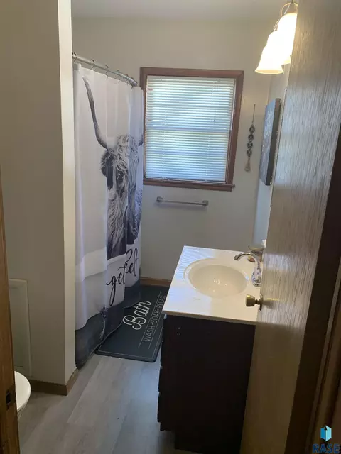 109 E 4th St, Dell Rapids, SD 57022 photo 43