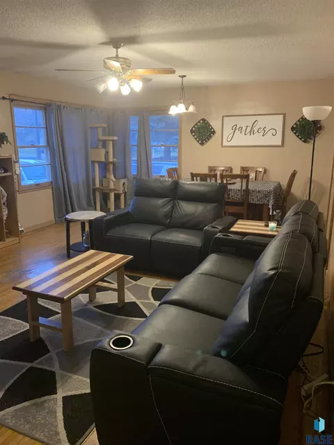 109 E 4th St, Dell Rapids, SD 57022 photo 21