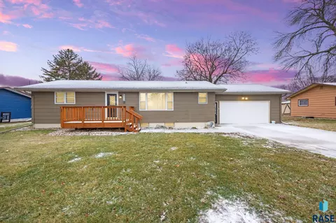 511 Center St, Centerville, SD 57014 photo 1