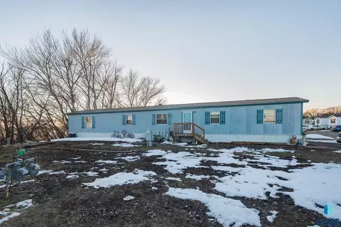 1711 E Speyside Pl, Sioux Falls, SD 57104 photo 1