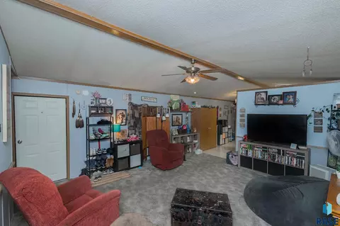 1711 E Speyside Pl, Sioux Falls, SD 57104 photo 5