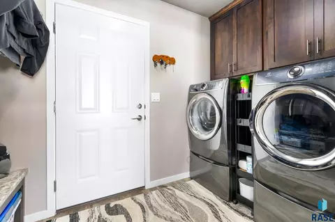 740 W Highpointe St, Tea, SD 57064 photo 4
