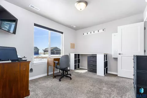 740 W Highpointe St, Tea, SD 57064 photo 8