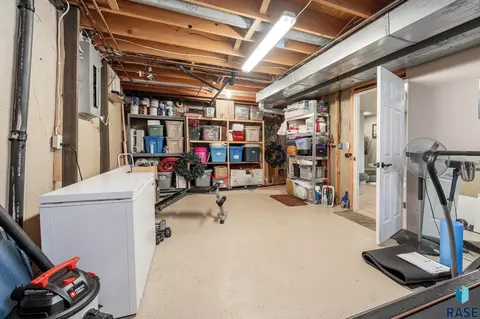 510 W Maple St, Tea, SD 57064 photo 25