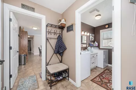 510 W Maple St, Tea, SD 57064 photo 18
