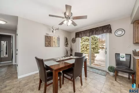510 W Maple St, Tea, SD 57064 photo 6