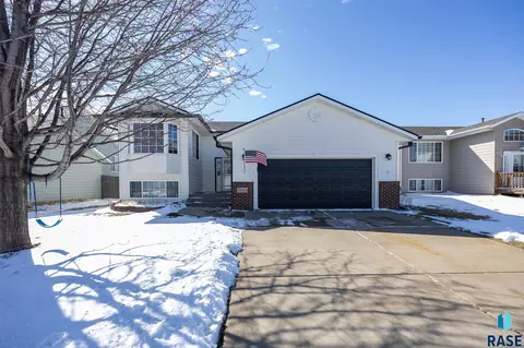 7101 W 50th St, Sioux Falls, SD 57106