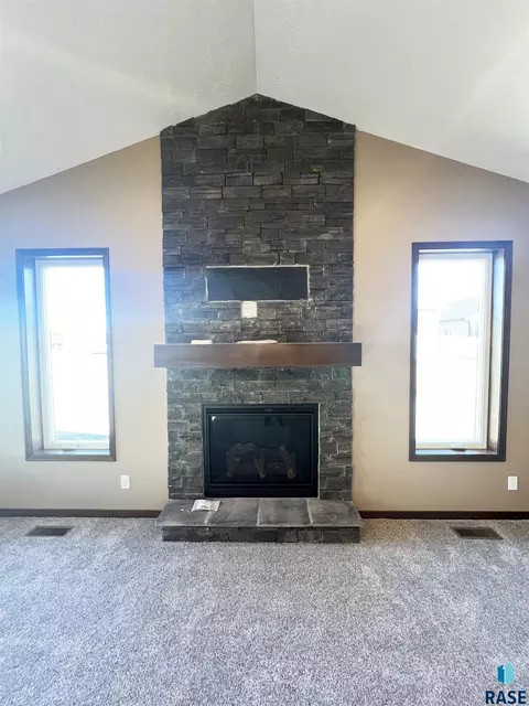 5508 E 65th St, Sioux Falls, SD 57108 photo 10