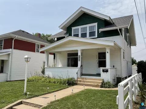 317 Trapp Ave, Sioux Falls, SD 57104