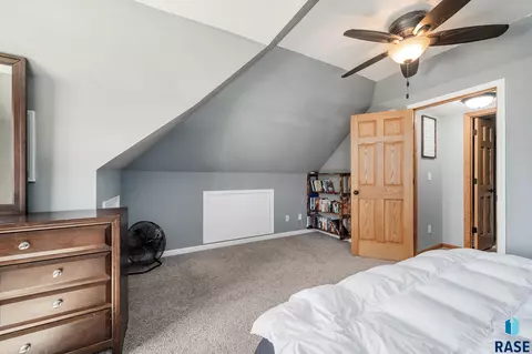 Bedroom - 816 E 7th St, Dell Rapids, SD 57022 photo 3 of 5
