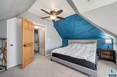 Bedroom - 816 E 7th St, Dell Rapids, SD 57022 photo 2 of 5