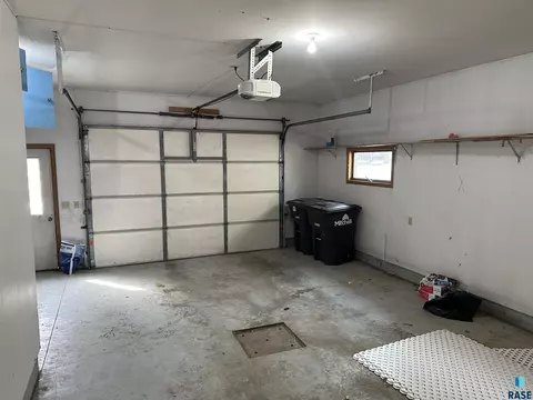 1120 W Hanson Ave, Mitchell, SD 57301 photo 23