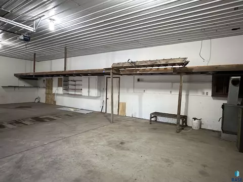1120 W Hanson Ave, Mitchell, SD 57301 photo 50