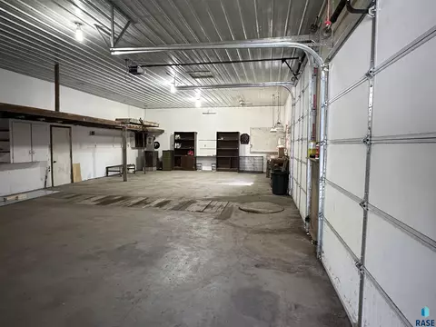 1120 W Hanson Ave, Mitchell, SD 57301 photo 47