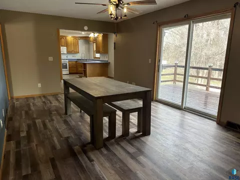 1120 W Hanson Ave, Mitchell, SD 57301 photo 16