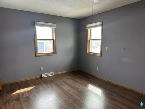 1120 W Hanson Ave, Mitchell, SD 57301 photo 32