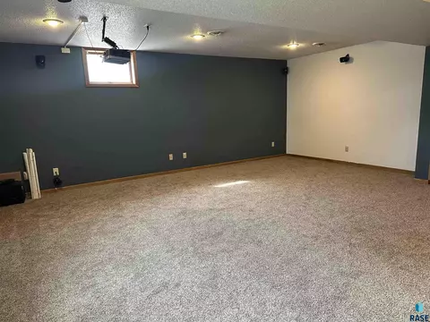 1120 W Hanson Ave, Mitchell, SD 57301 photo 35
