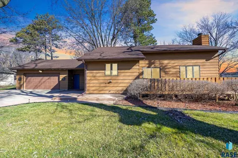 Exterior - 408 Hyden Dr, Alcester, SD 57001 photo 1 of 8