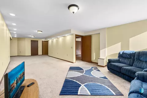 Living - 408 Hyden Dr, Alcester, SD 57001 photo 7 of 8