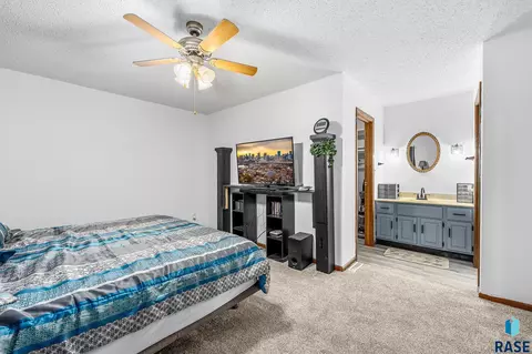 Bedroom - 408 Hyden Dr, Alcester, SD 57001 photo 2 of 8
