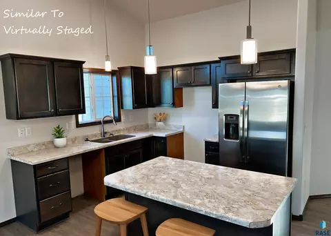 6616 W Gresford Pl, Sioux Falls, SD 57106 photo 3