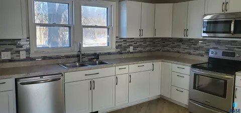 216 E Turner St, Irene, SD 57037 photo 6