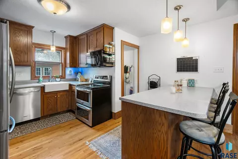 827 S Spring Ave, Sioux Falls, SD 57104 photo 7