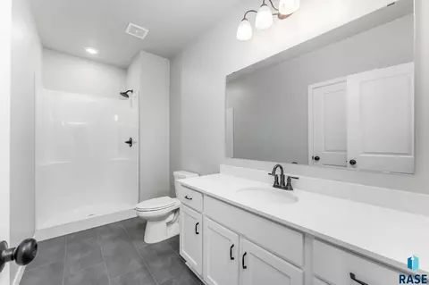 5924 S Hosta Ave, Sioux Falls, SD 57108 photo 27