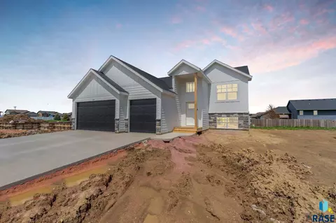 5924 S Hosta Ave, Sioux Falls, SD 57108 photo 34