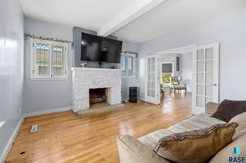 Living - 301 S Main St, Worthing, SD 57077 photo 4 of 7