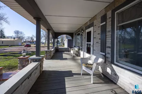 Exterior - 301 S Main St, Worthing, SD 57077 photo 11 of 34
