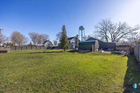 Exterior - 301 S Main St, Worthing, SD 57077 photo 28 of 34