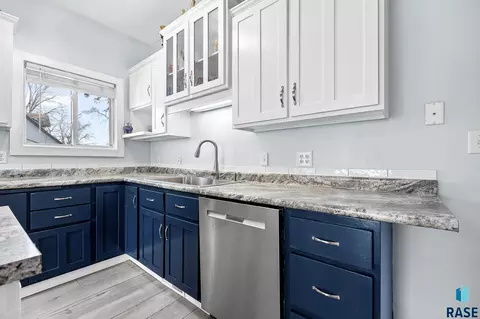 Kitchen - 301 S Main St, Worthing, SD 57077 photo 7 of 8