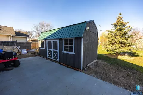 Exterior - 301 S Main St, Worthing, SD 57077 photo 24 of 34
