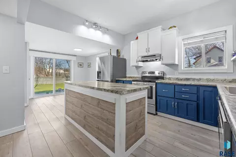 Kitchen - 301 S Main St, Worthing, SD 57077 photo 1 of 8