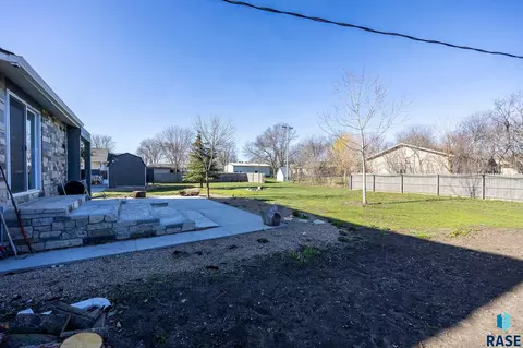 Exterior - 301 S Main St, Worthing, SD 57077 photo 22 of 34