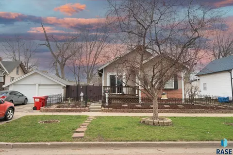 View/Area - 809 E 5th St, Sioux Falls, SD 57103 photo 1 of 1