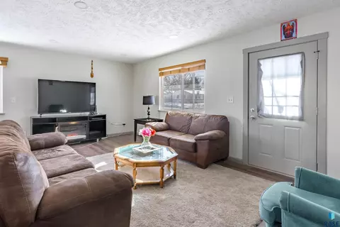 3108 E 12th St, Sioux Falls, SD 57103 photo 6