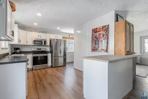 3108 E 12th St, Sioux Falls, SD 57103 photo 9